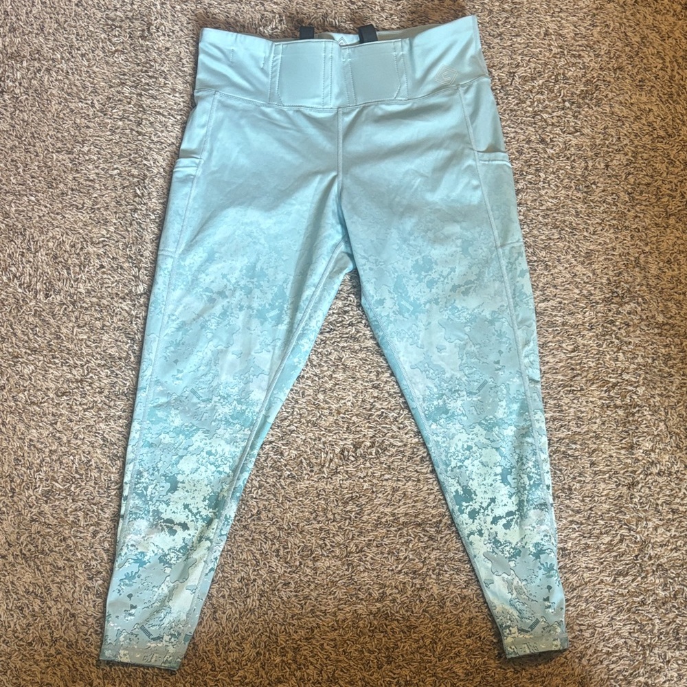 Concealed Casual by Girls With Guns Active Leggings - Light Aqua